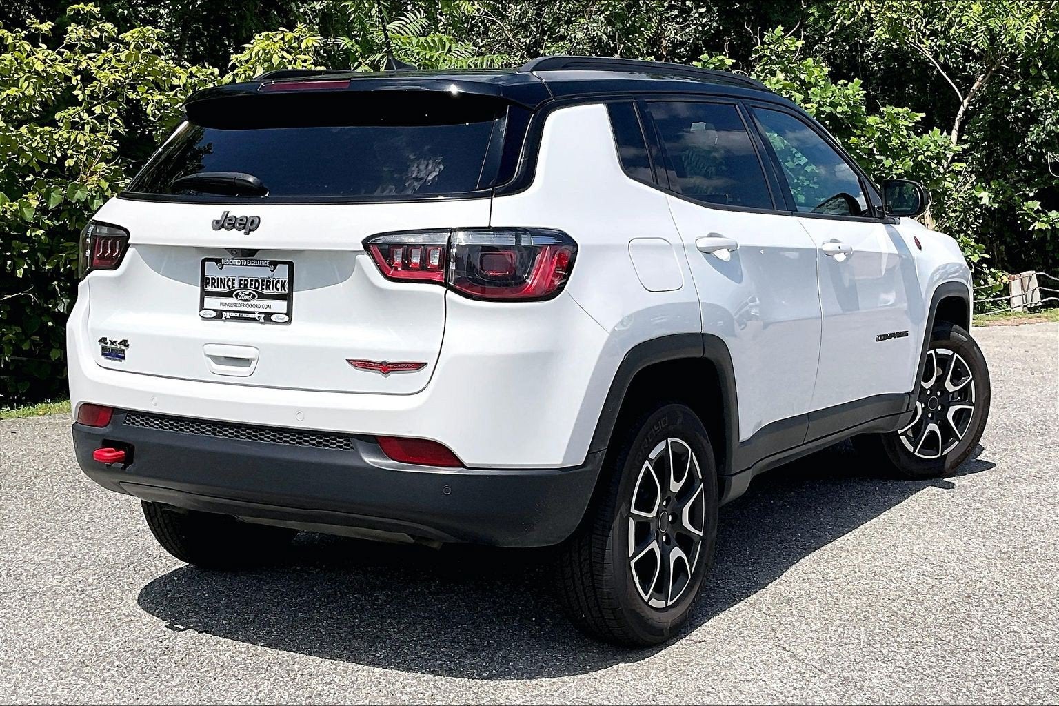 2025 Jeep Compass Trailhawk