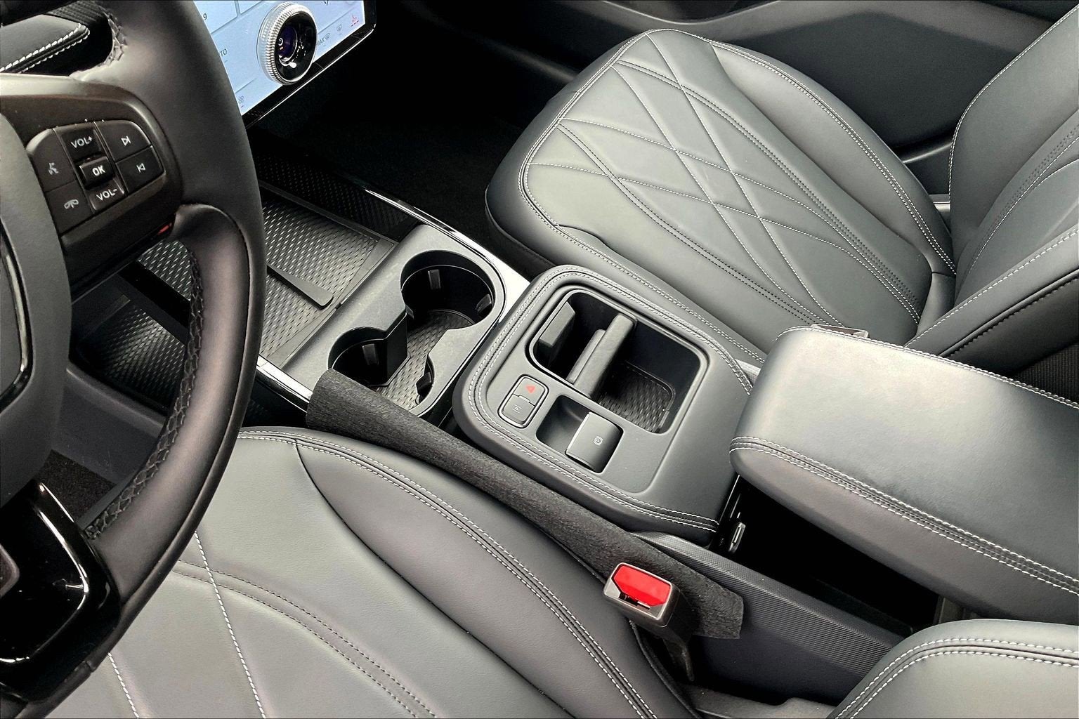 2025 Ford Mustang Mach-E Select