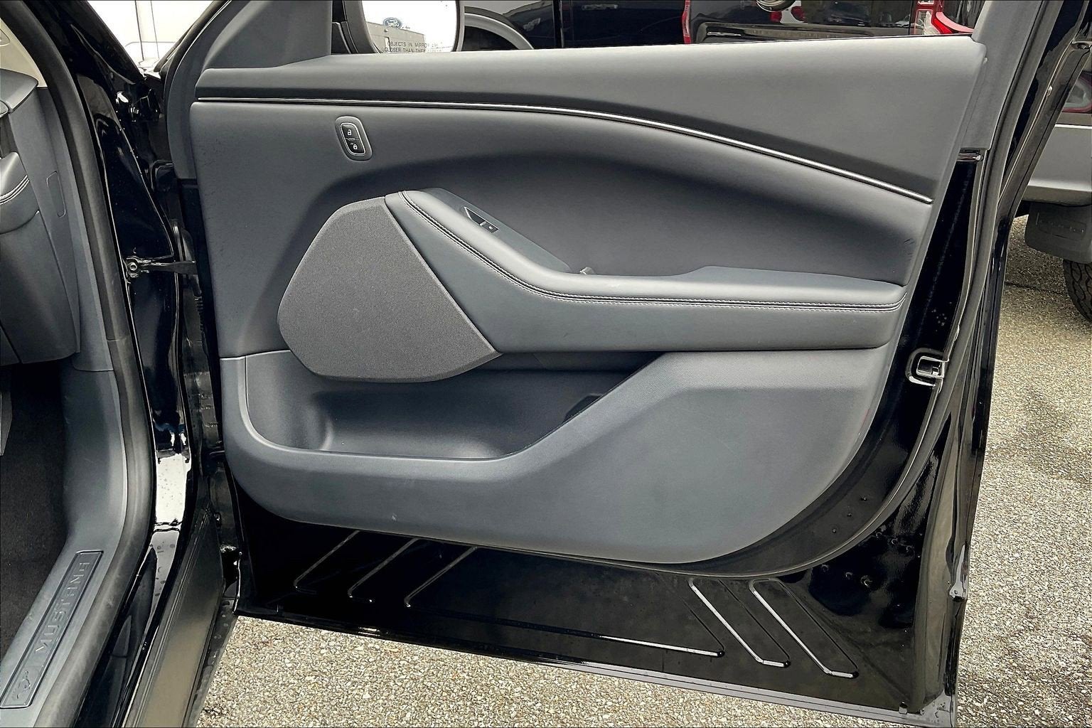 2025 Ford Mustang Mach-E Select