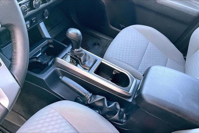 2022 Toyota Tacoma 4WD SR5