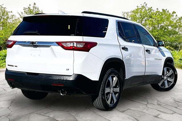 2021 Chevrolet Traverse LT Leather