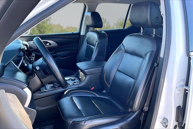 2021 Chevrolet Traverse LT Leather