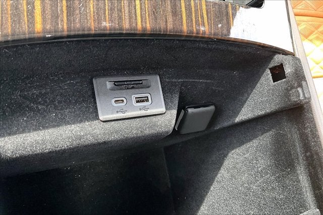 2023 Cadillac Escalade 4WD Premium Luxury