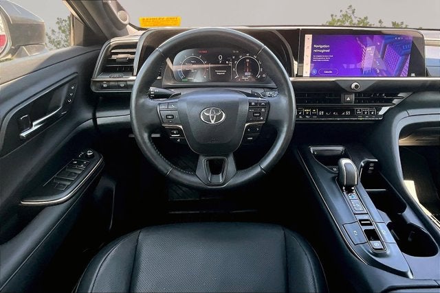 2023 Toyota Crown Platinum