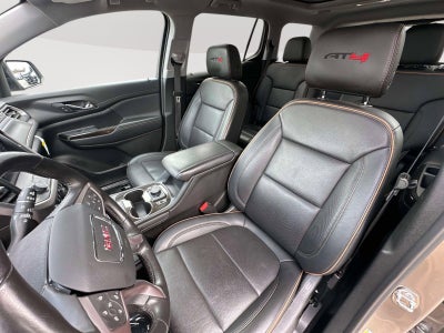 2022 GMC Acadia AT4