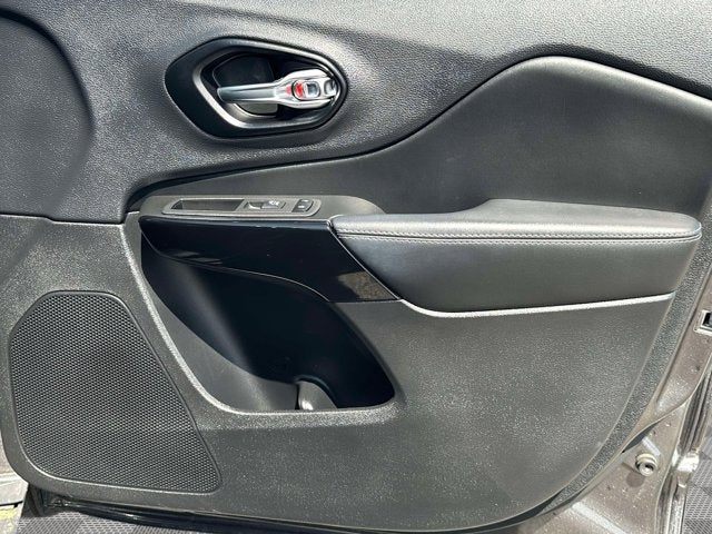 2023 Jeep Cherokee Altitude Lux 4x4