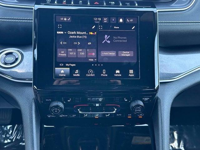 2023 Jeep Grand Cherokee L Altitude 4x4