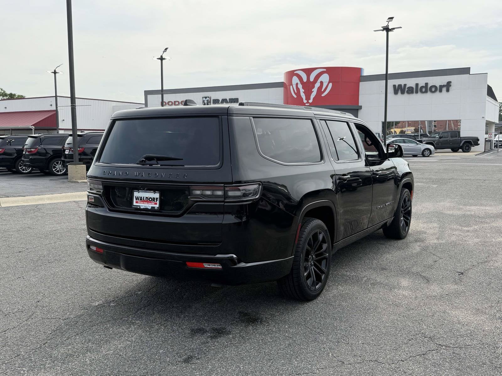 2024 Jeep Grand Wagoneer L Series II 4x4