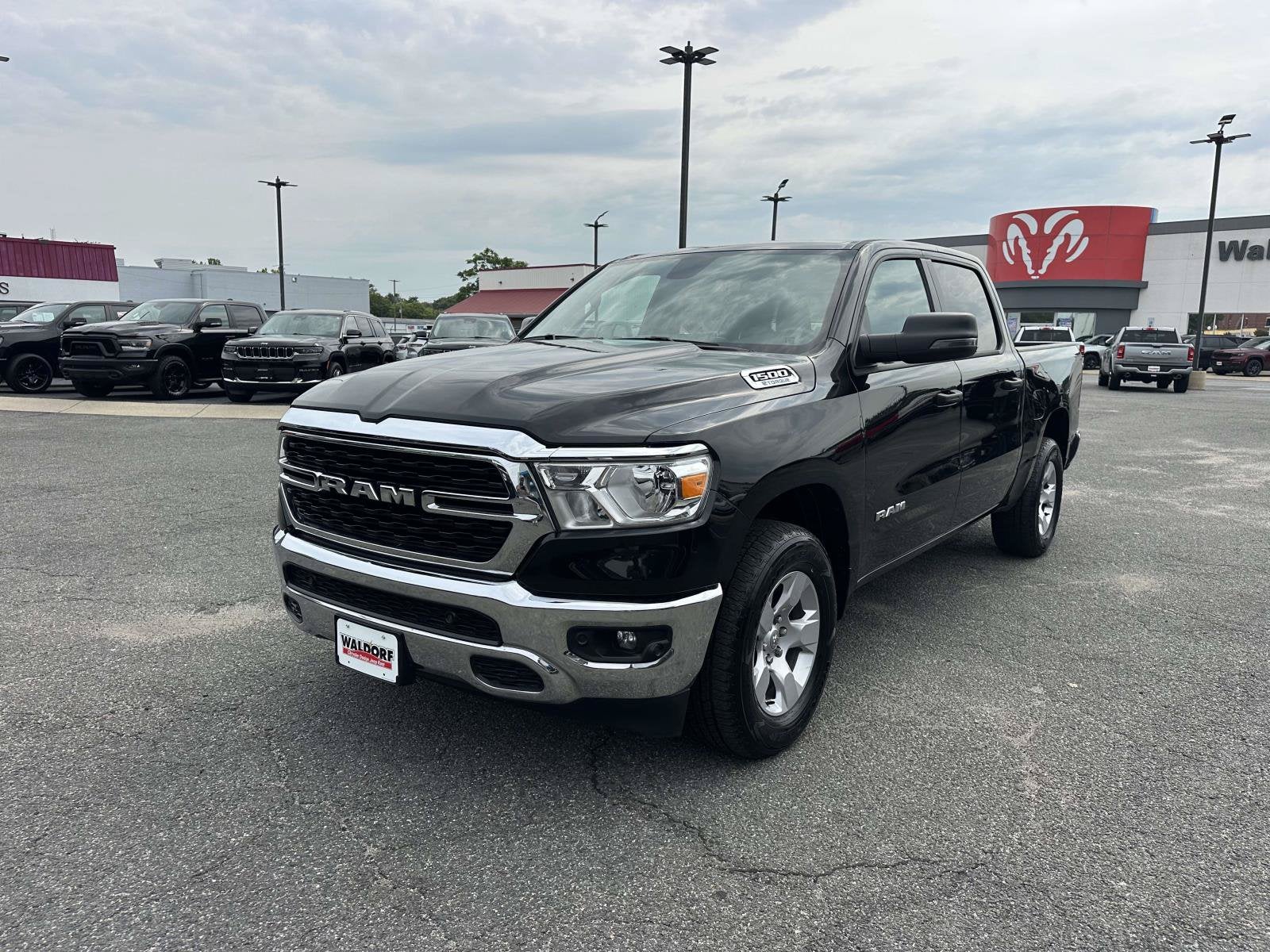 2023 RAM 1500 Big Horn Crew Cab 4x4 5'7' Box
