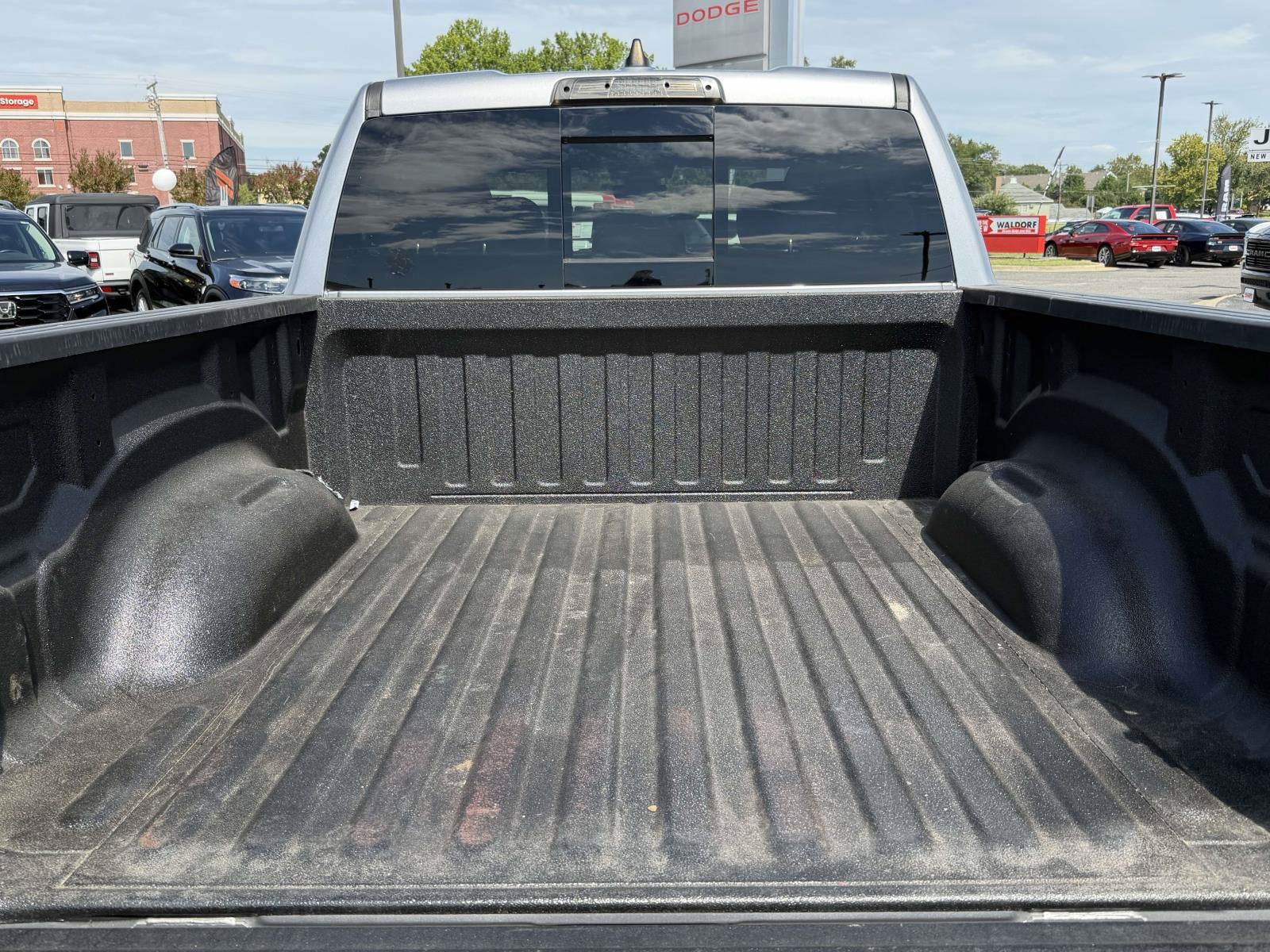 2022 RAM 1500 Big Horn Crew Cab 4x4 5'7' Box