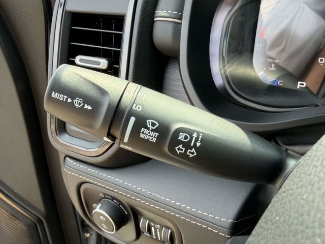 2023 RAM 1500 Limited Crew Cab 4x4 5'7' Box