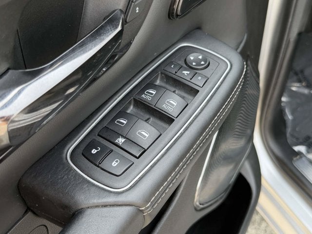 2023 RAM 1500 Limited Crew Cab 4x4 5'7' Box