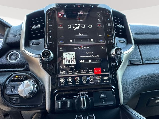 2021 RAM 1500 Laramie Crew Cab 4x4 5'7' Box