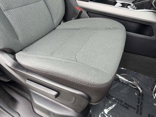 2023 RAM 1500 Big Horn Crew Cab 4x4 6'4' Box