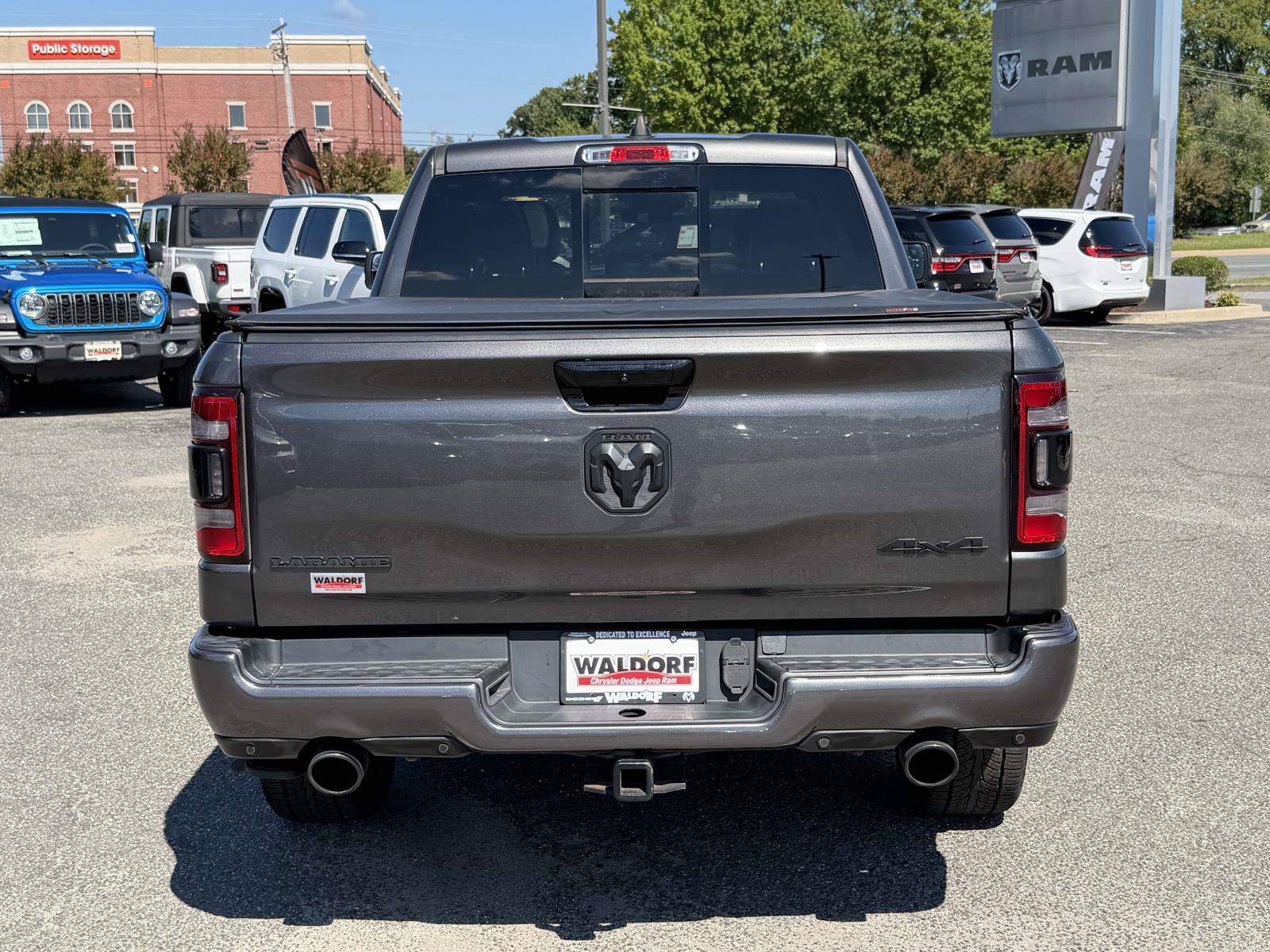 2023 RAM 1500 Laramie Crew Cab 4x4 6'4' Box