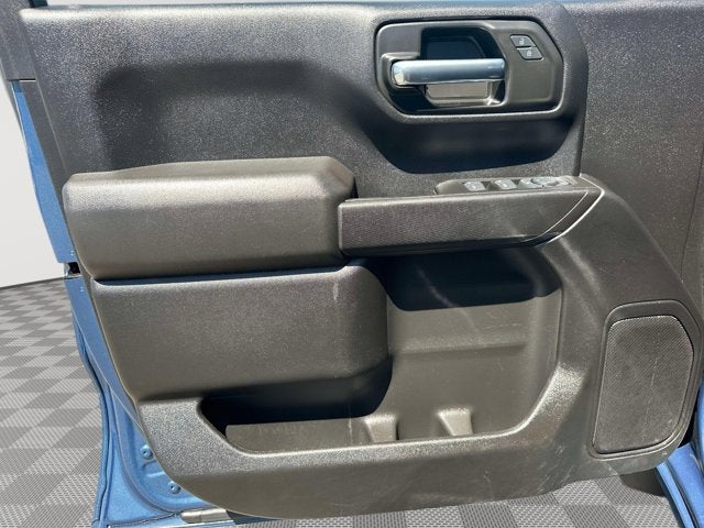 2024 Chevrolet Silverado 1500 4WD Crew Cab Short Bed Custom