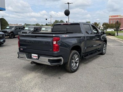 2022 Chevrolet Silverado 1500 LTD 4WD Crew Cab Short Bed LT with 2FL