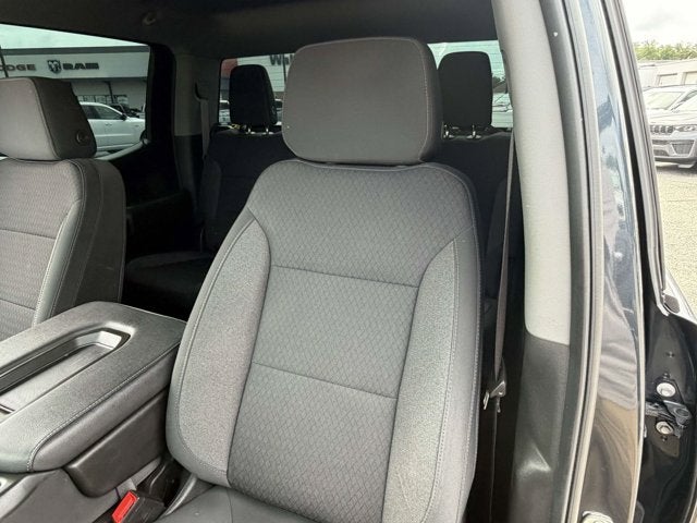 2022 Chevrolet Silverado 1500 LTD 4WD Crew Cab Short Bed LT with 2FL