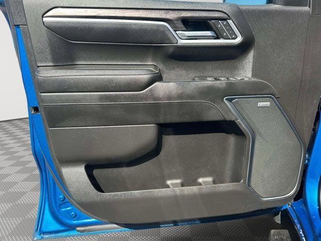 2022 Chevrolet Silverado 1500 4WD Crew Cab Short Bed LTZ