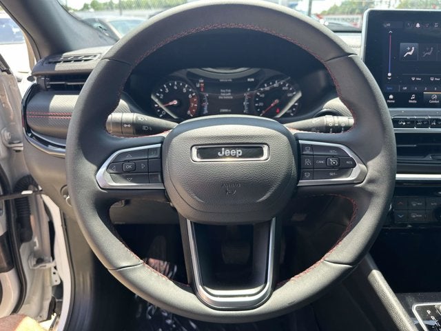 2025 Jeep Compass Trailhawk - Photo 13