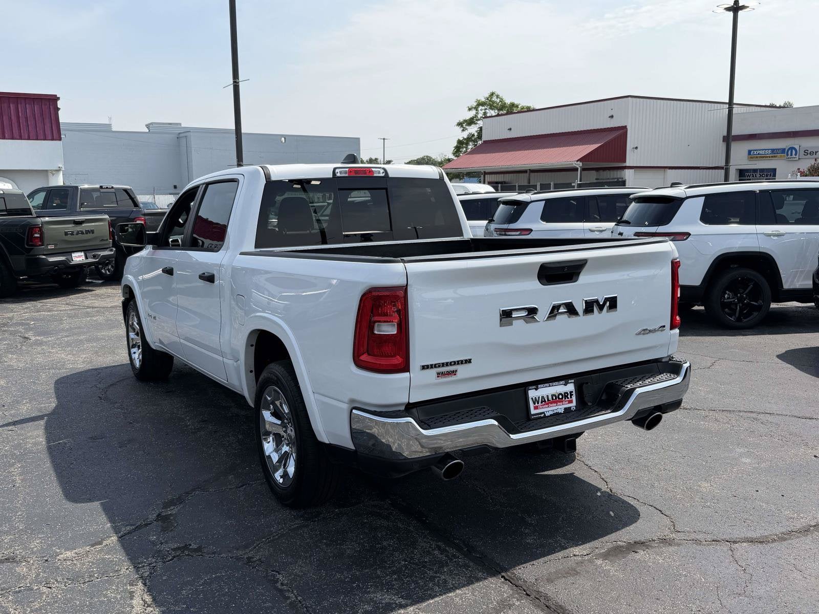 2026 RAM 1500 Big Horn Crew Cab 4x4 5'7' Box
