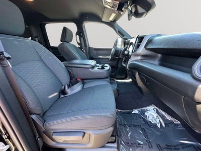 2025 RAM 2500 Tradesman Crew Cab 4x4 6'4' Box