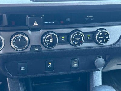 2017 Toyota Tacoma SR V6