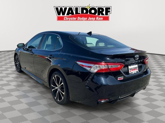 2020 Toyota Camry SE