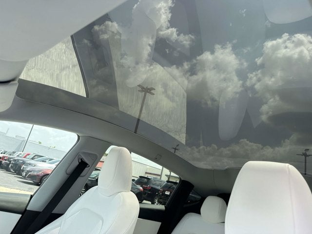 2026 Tesla Model Y All-Wheel Drive