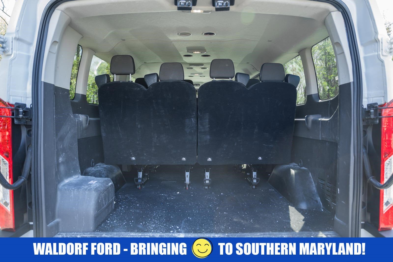 2024 Ford Transit Passenger Wagon 350