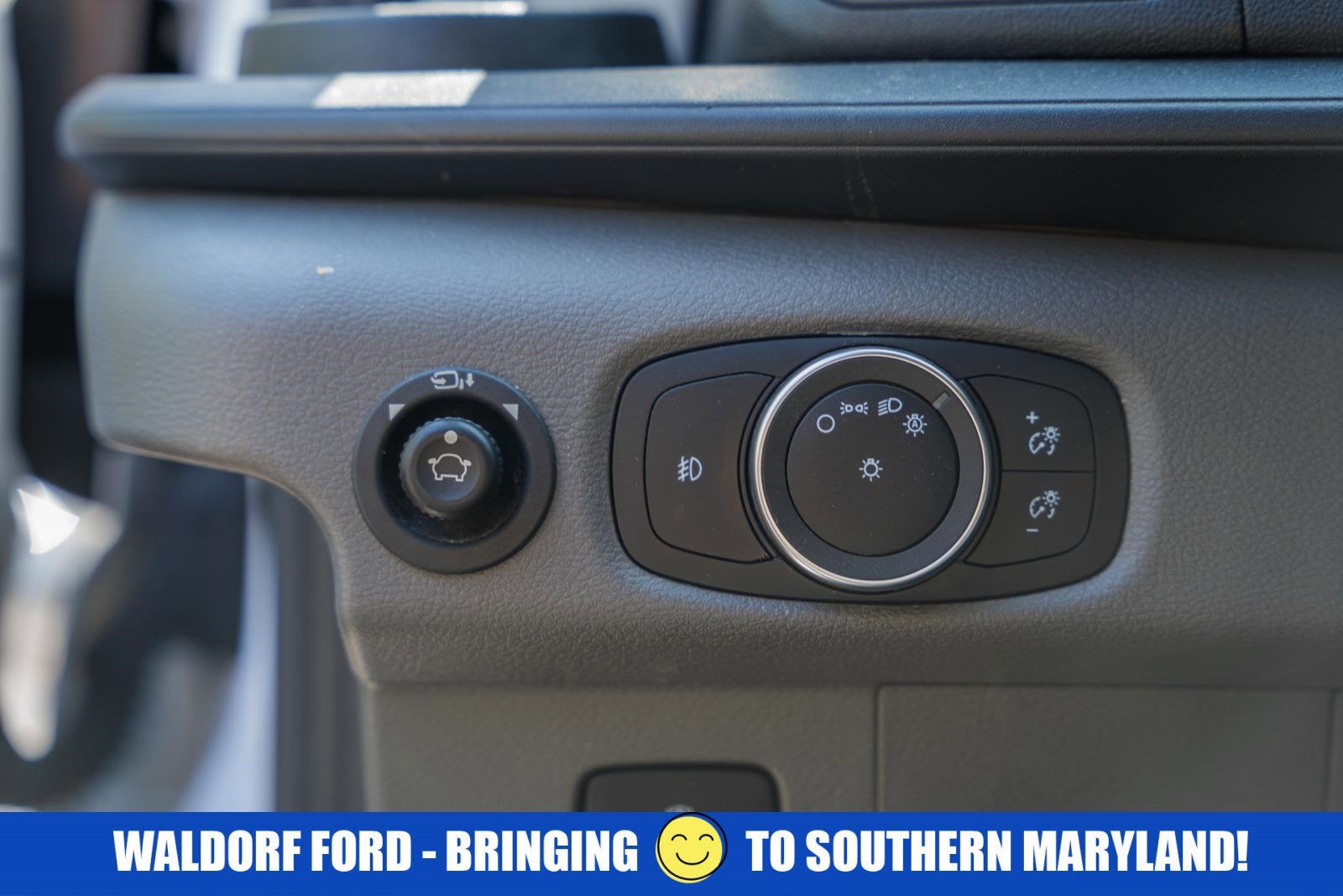 2024 Ford Transit Passenger Wagon 350