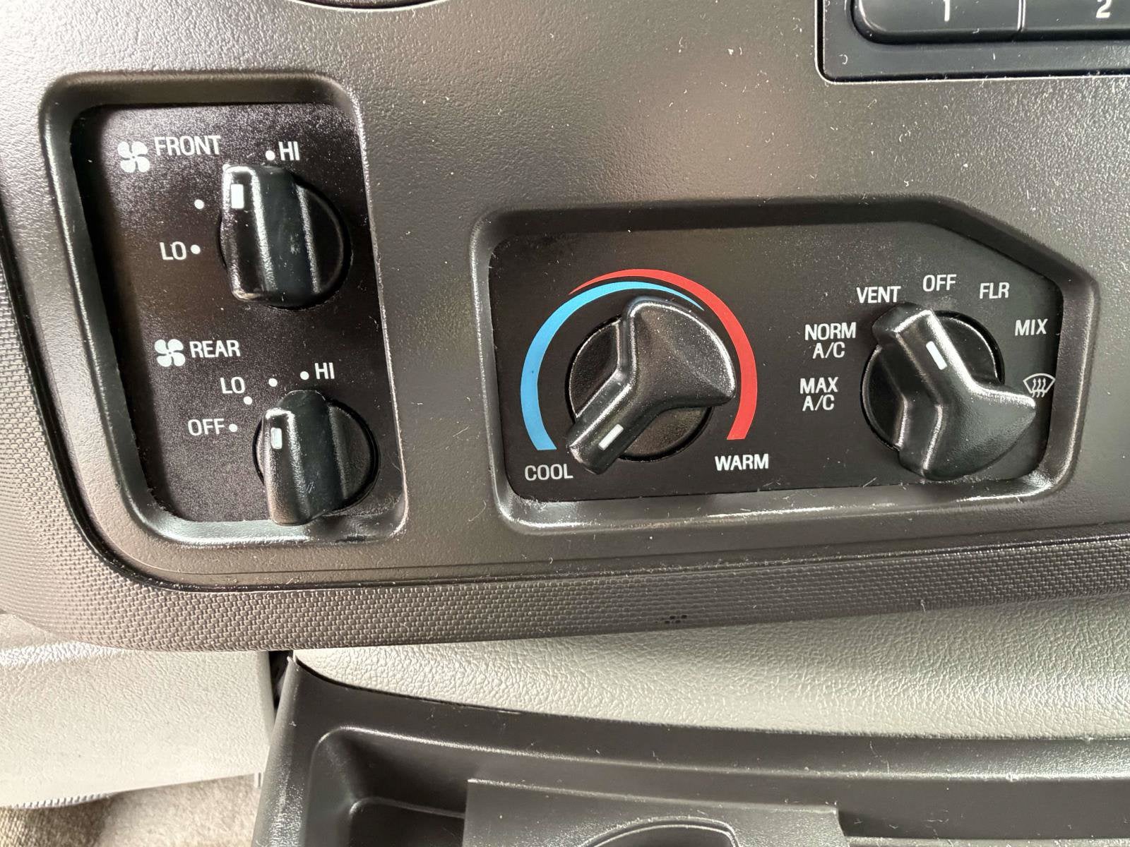 2014 Ford Econoline Wagon XL