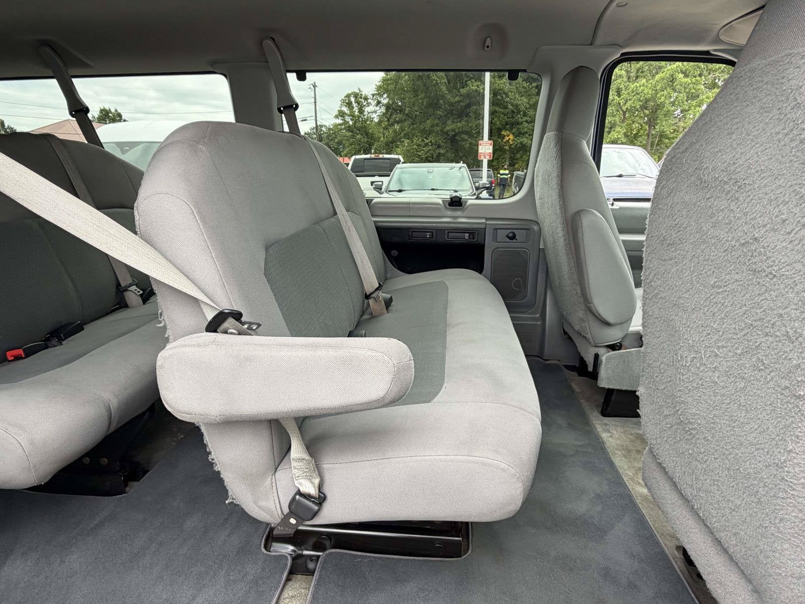 2014 Ford Econoline Wagon XL