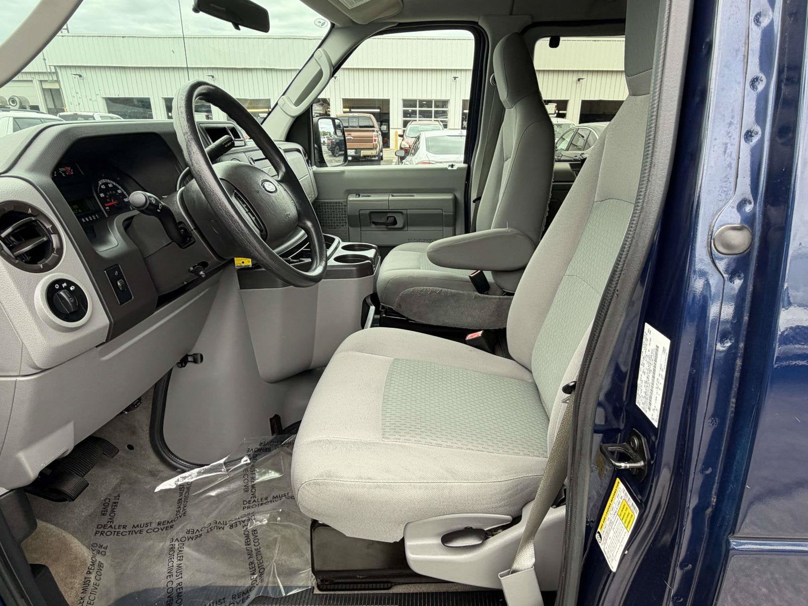 2014 Ford Econoline Wagon XL