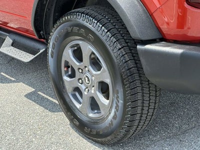 2023 Ford Bronco Base