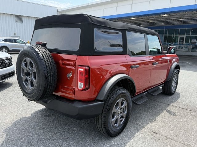 2023 Ford Bronco Base