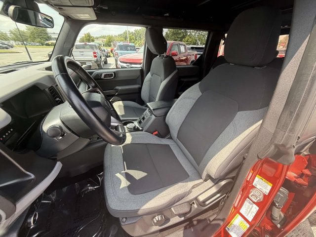 2023 Ford Bronco Base