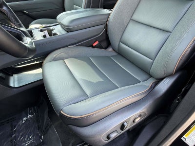 2024 GMC Acadia AWD AT4