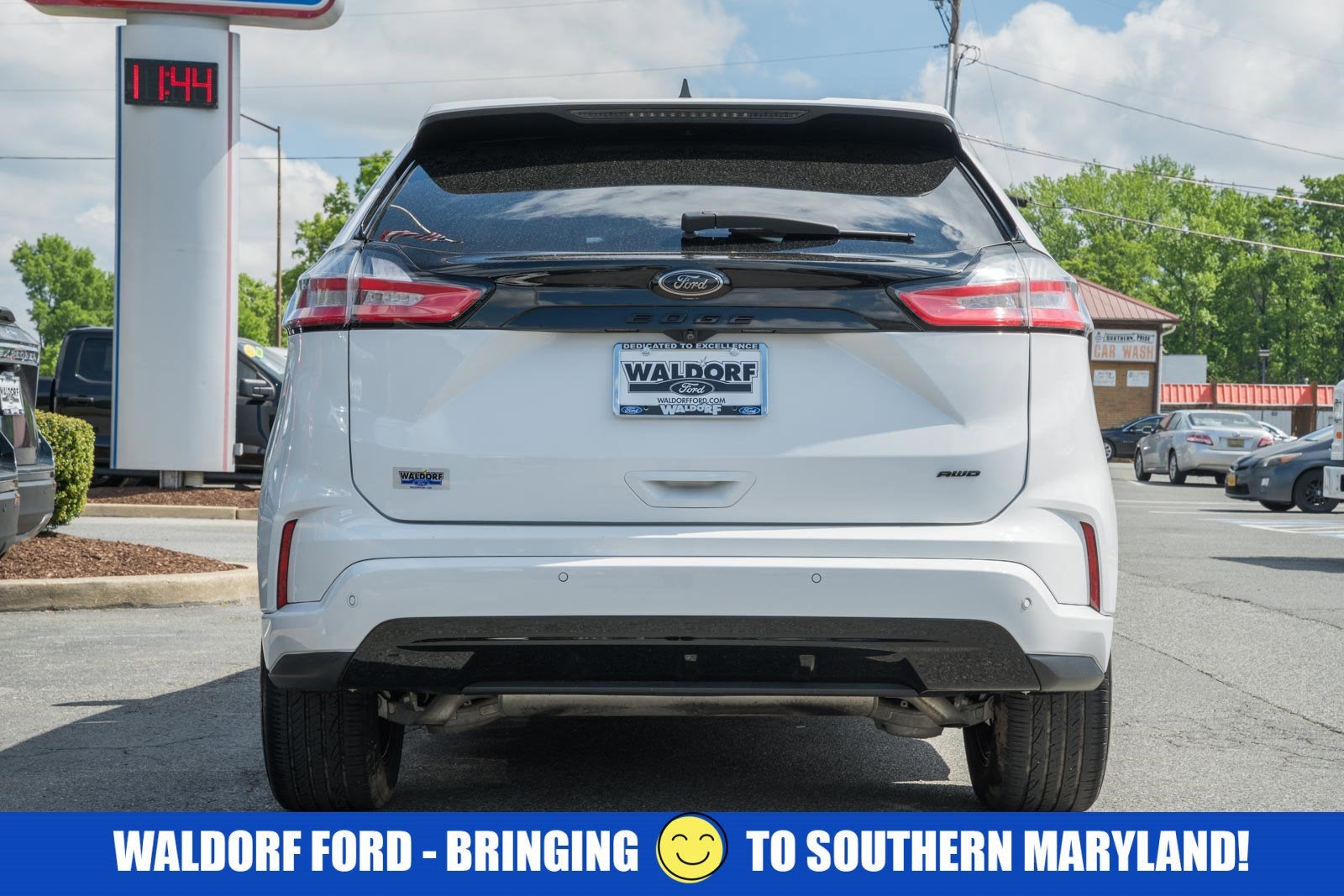 2022 Ford Edge SE
