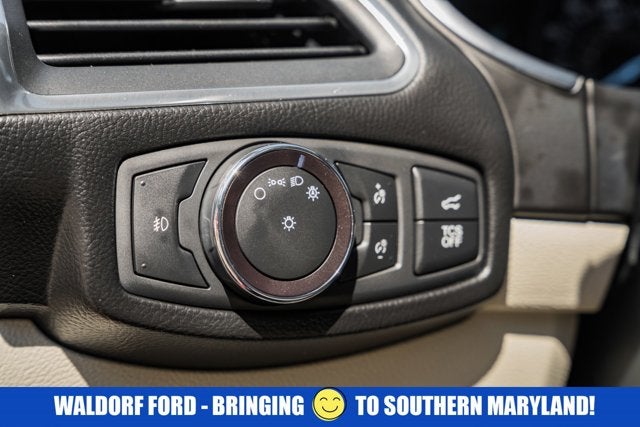 2020 Ford Edge Titanium