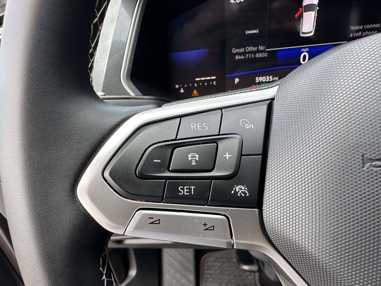 2022 Volkswagen Tiguan SE