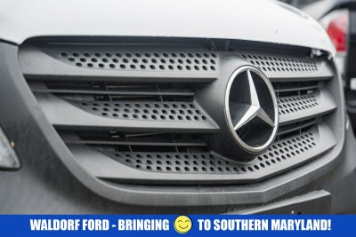 2022 Mercedes-Benz Metris Cargo Van 126 WB Cargo