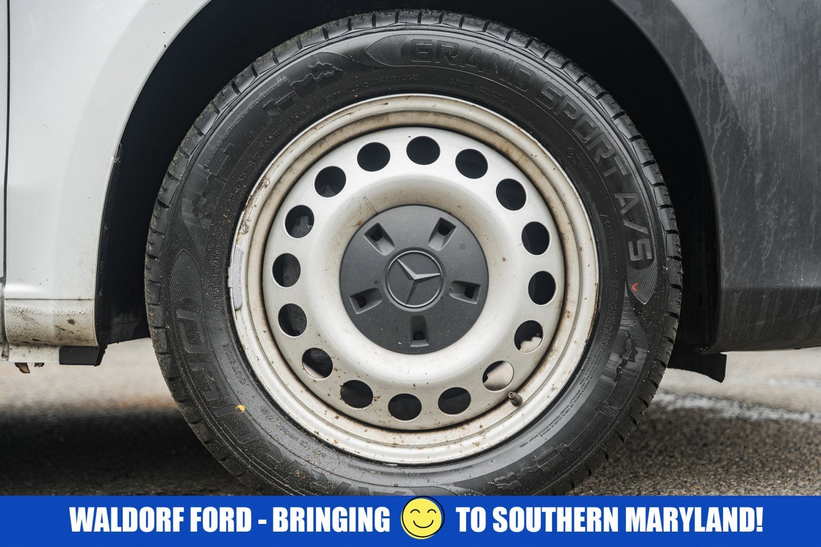 2022 Mercedes-Benz Metris Cargo Van 126 WB Cargo