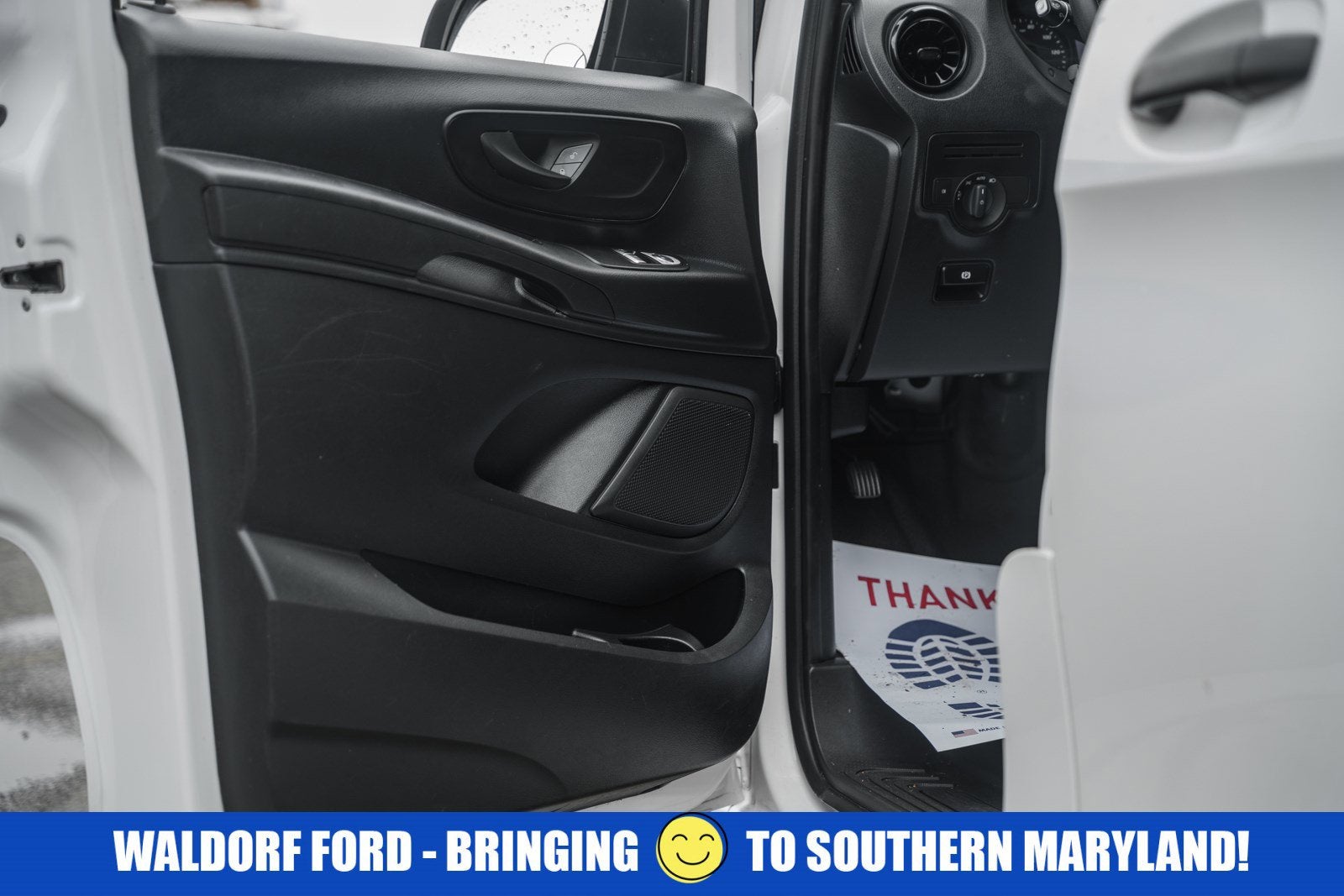 2022 Mercedes-Benz Metris Cargo Van 126 WB Cargo