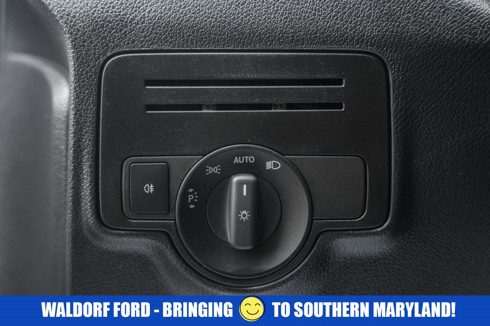 2022 Mercedes-Benz Metris Cargo Van 126 WB Cargo