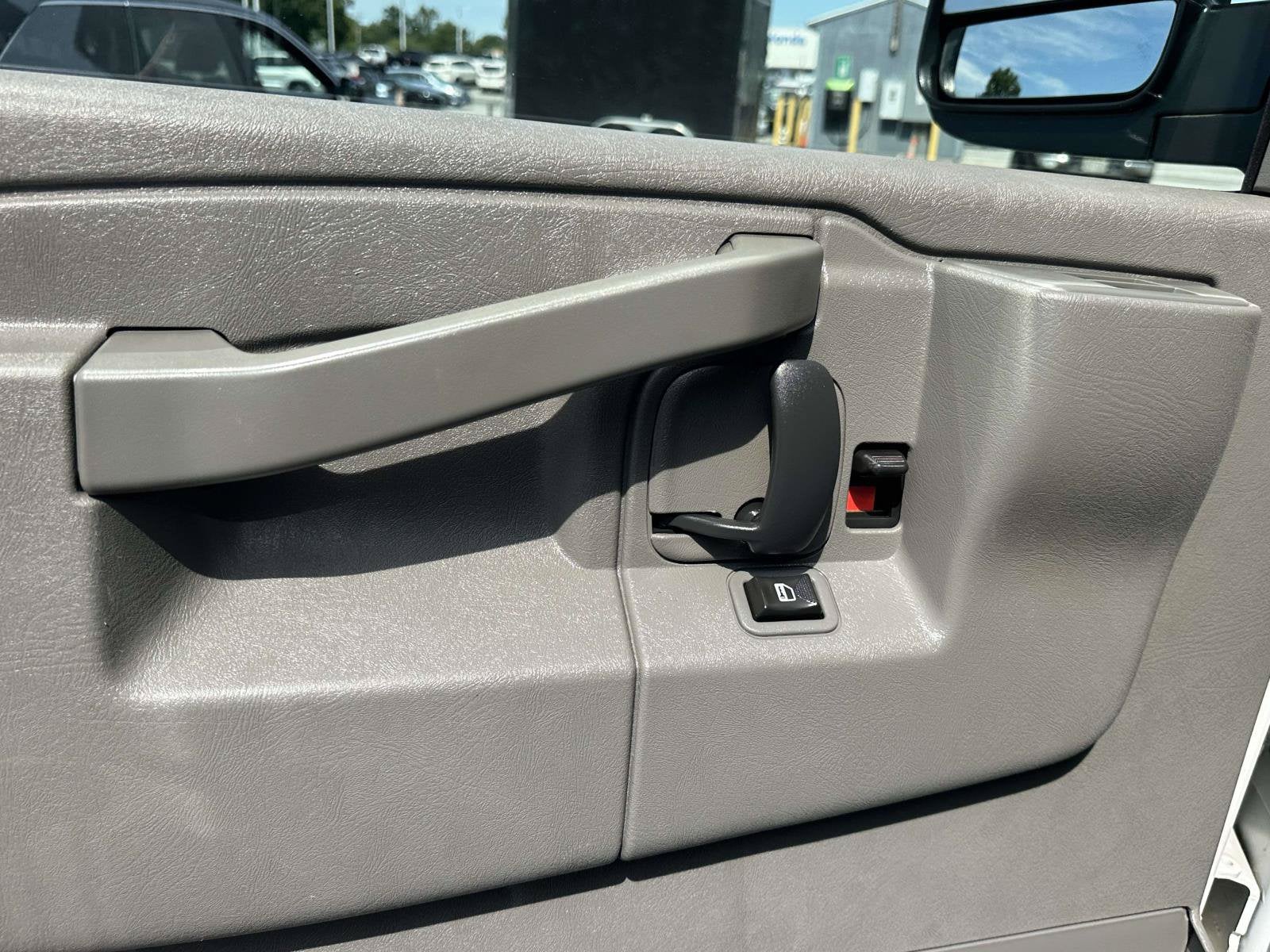 2019 GMC Savana Cargo Van RWD 2500 135"