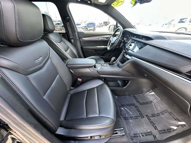 2023 Cadillac XT6 AWD Luxury