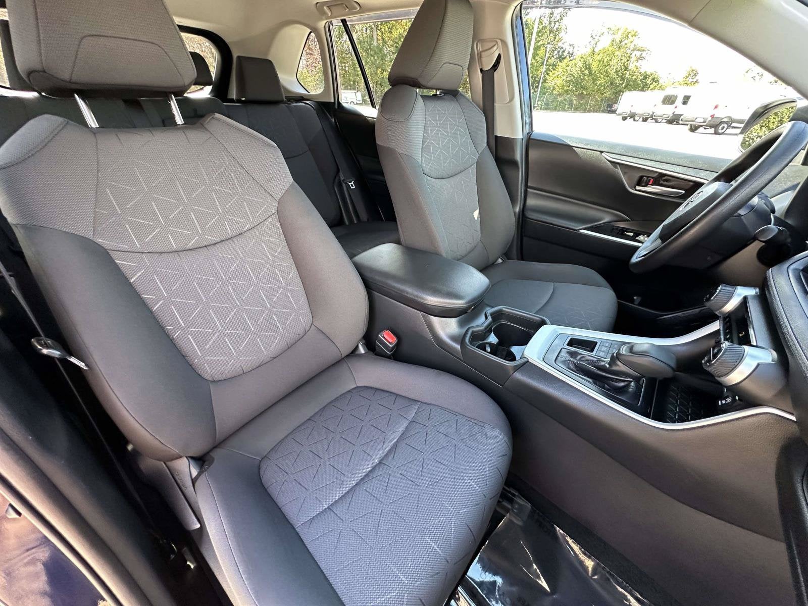 2021 Toyota RAV4 Base