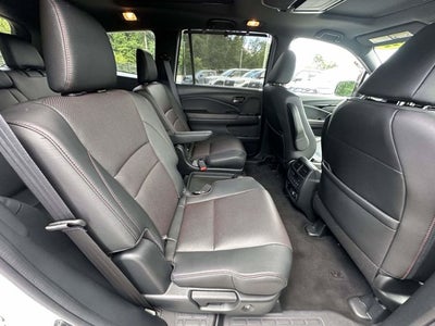 2022 Honda Pilot Black Edition