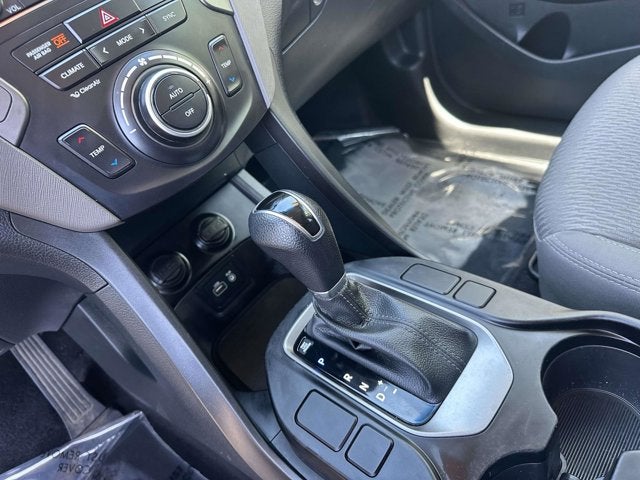 2018 Hyundai Santa Fe SE